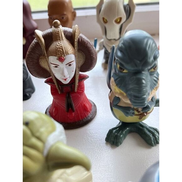 Collection Of 22 Star Wars Burger King 2005 Figures And Ships - Picture 14 of 16